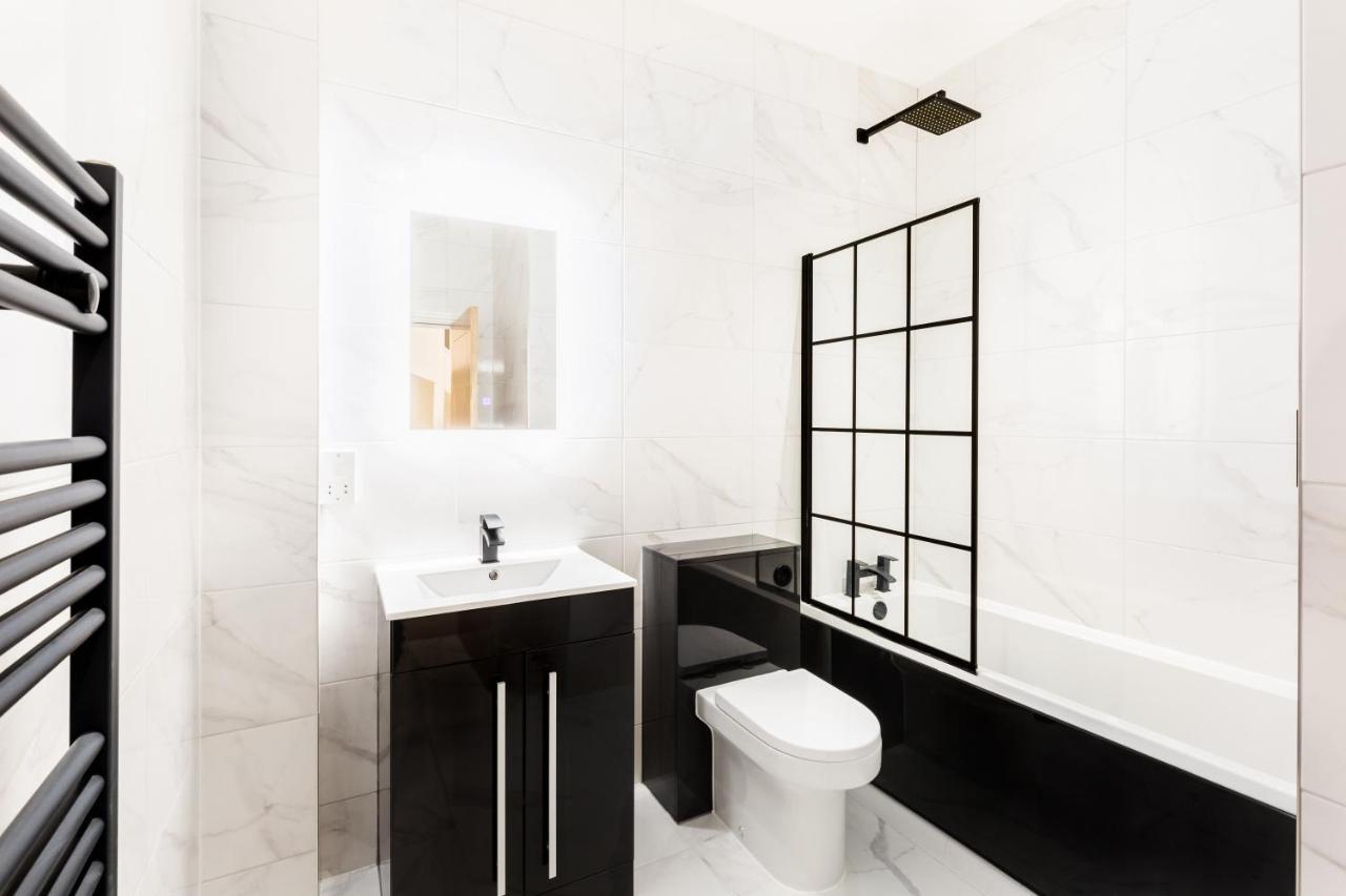 Sydenham Place - Birmingham City Centre Jewellery Quarter - A Trio Of Premium High End Town/Penthouses - 4 Bedrooms & Secure Ev Parking Zewnętrze zdjęcie